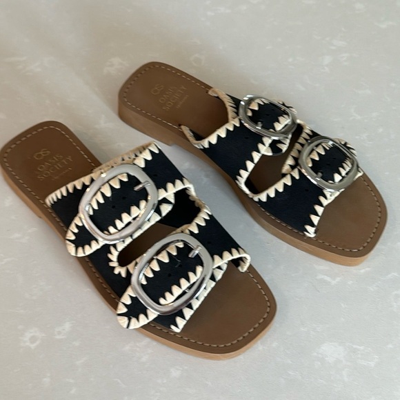 Oasis Society Tivoli Black Buckle Slide Faux Leather Sandal Size 6.5 NWT - Picture 9 of 11